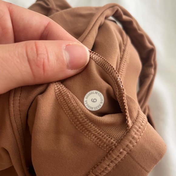 Lululemon align tank cacao size 6 - Picture 6 of 6